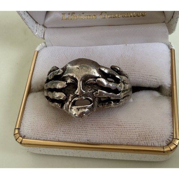 Vintage 90's Mens Sterling Silver Biker Ring Skull with hands Over Eyes Size 13 - Picture 11 of 16